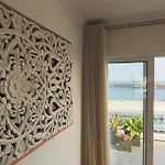 Guestready - Marina View Floor With Terrace Appartamento