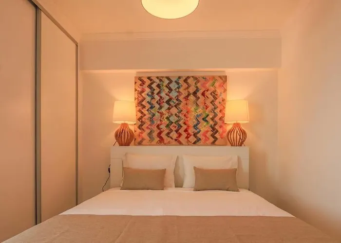 Guestready - Marina View Floor With Terrace * Ponta Delgada